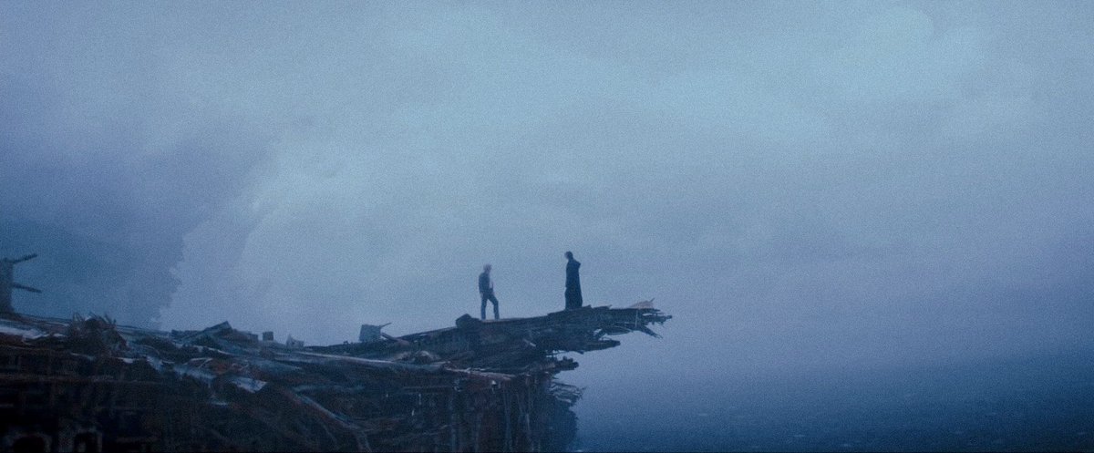 I’m saving the best for last here. Han and Ben. I toned down the overall blue to allow the ocean’s colour to take the spotlight. I also tried to make the colours on the wreckage itself come out more. We can finally see the lovely set itself!