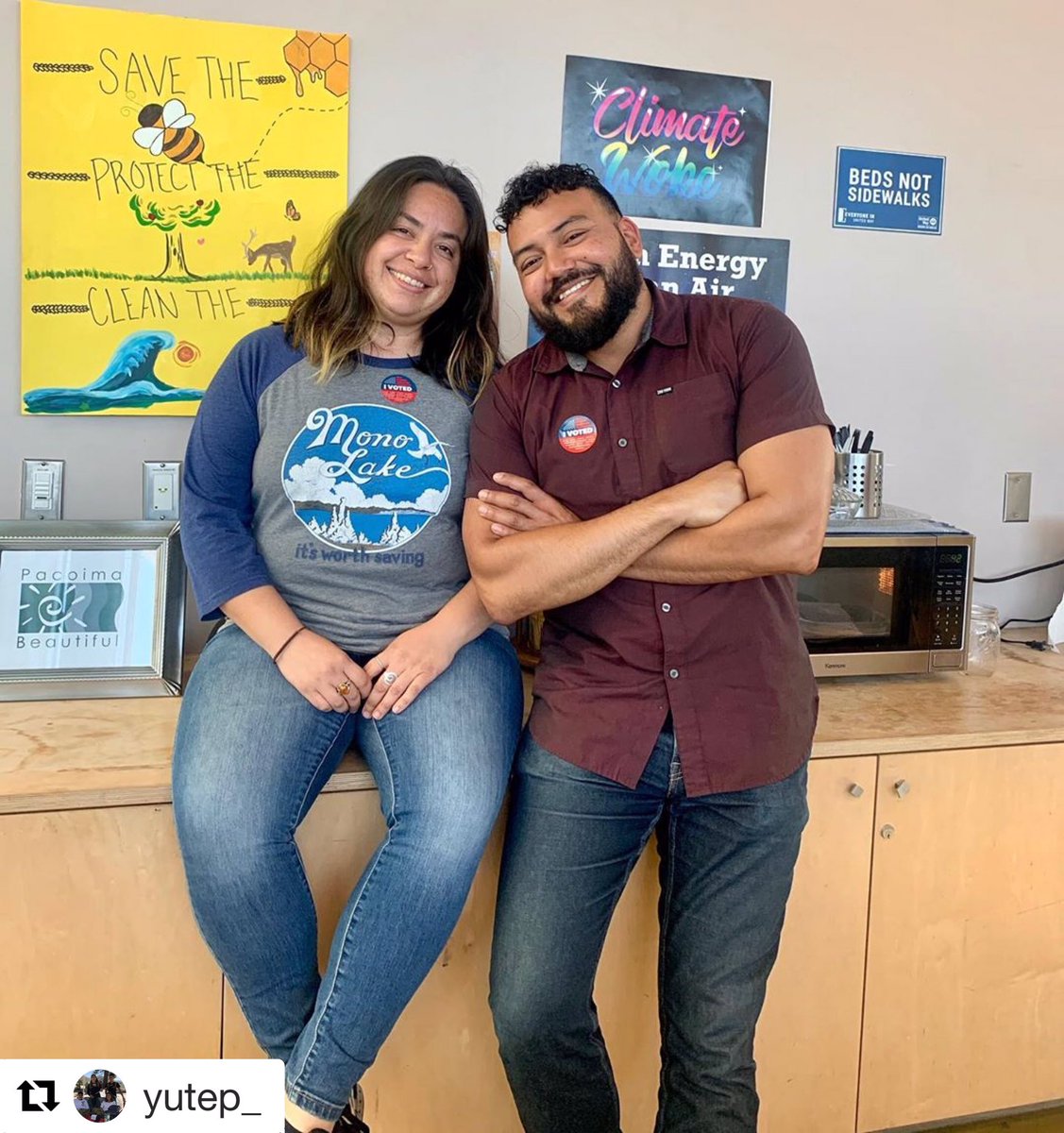 Yutep_'s tweet photo. Diego and Celia want to remind you that it’s not too late to #vote, as long as you’re in line by 8pm. Our local sites are the Pacoima Library, Telfair Elementary, Vaughn Next Century Learning Center and David M Gonzales Park.  #getoutandvote #vota @PB__Community https://t.co/58PPNbFvSv