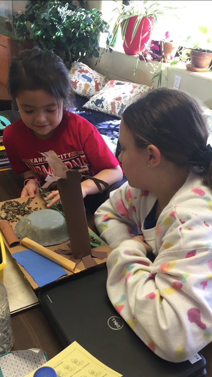 catdorc's tweet photo. Kindergarteners presented Animal Habitats to their fourth grade buddies. The bigs were impressed with the vocabulary the littles were using! @WAWschool https://t.co/f22cc4trJM