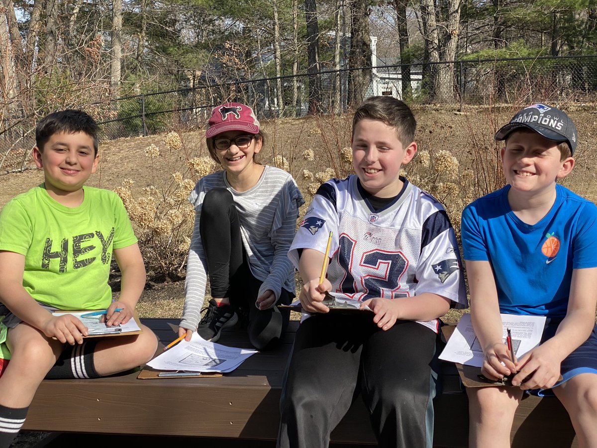 What a treat... hat day to celebrate Read Across America... and using the outdoor classroom for our studies.👍🏽🌞