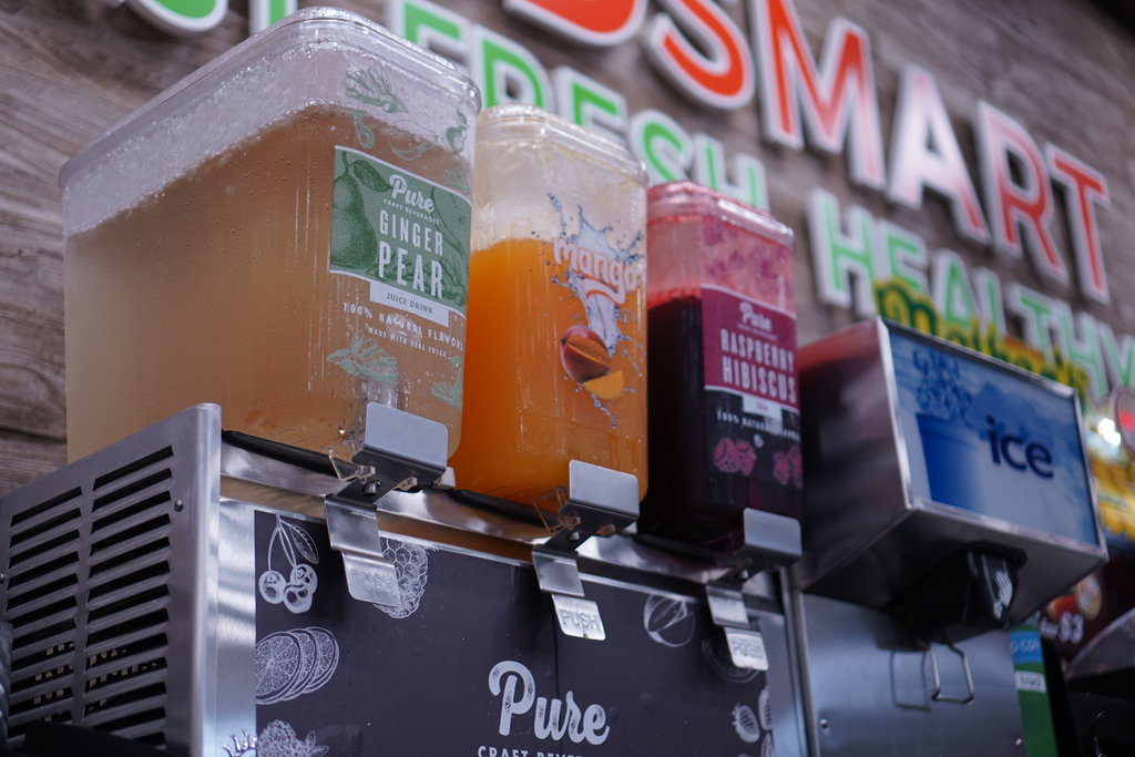 Fuelcoapp's tweet photo. Try our organic juices and more healthy options at #FOODSMART https://t.co/PtCctvY01e