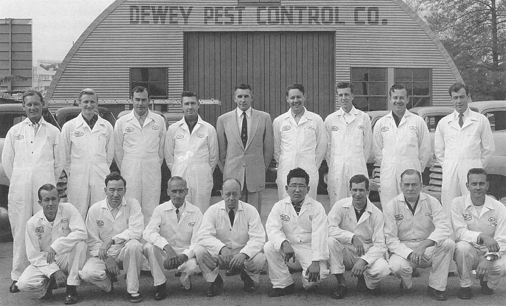 DeweyPestCtrl's tweet image. Are you looking for a rewarding career with comprehensive benefits? Learn more about Dewey Pest career opportunities. goo.gl/HTAuZp #helpwanted #careeropportuntiy #pestcontroljobs #nowhiring #applynowhttps://goo.gl/HTAuZp