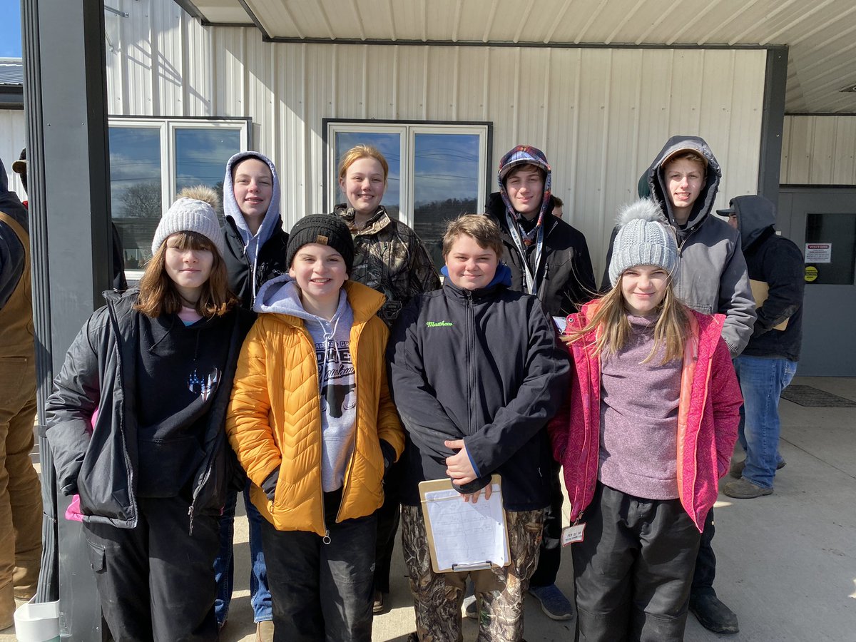 ABGOHPMSFFA's tweet photo. Results are in from the ATI livestock contest!! Our 8th grade team took 1st place in the junior division, and the 7th grade team finished 9th. JT Todd was the high individual in the contest, and Cora McWhinney was the 2nd high individual.#GoFalcons https://t.co/PWBMEdFW1O