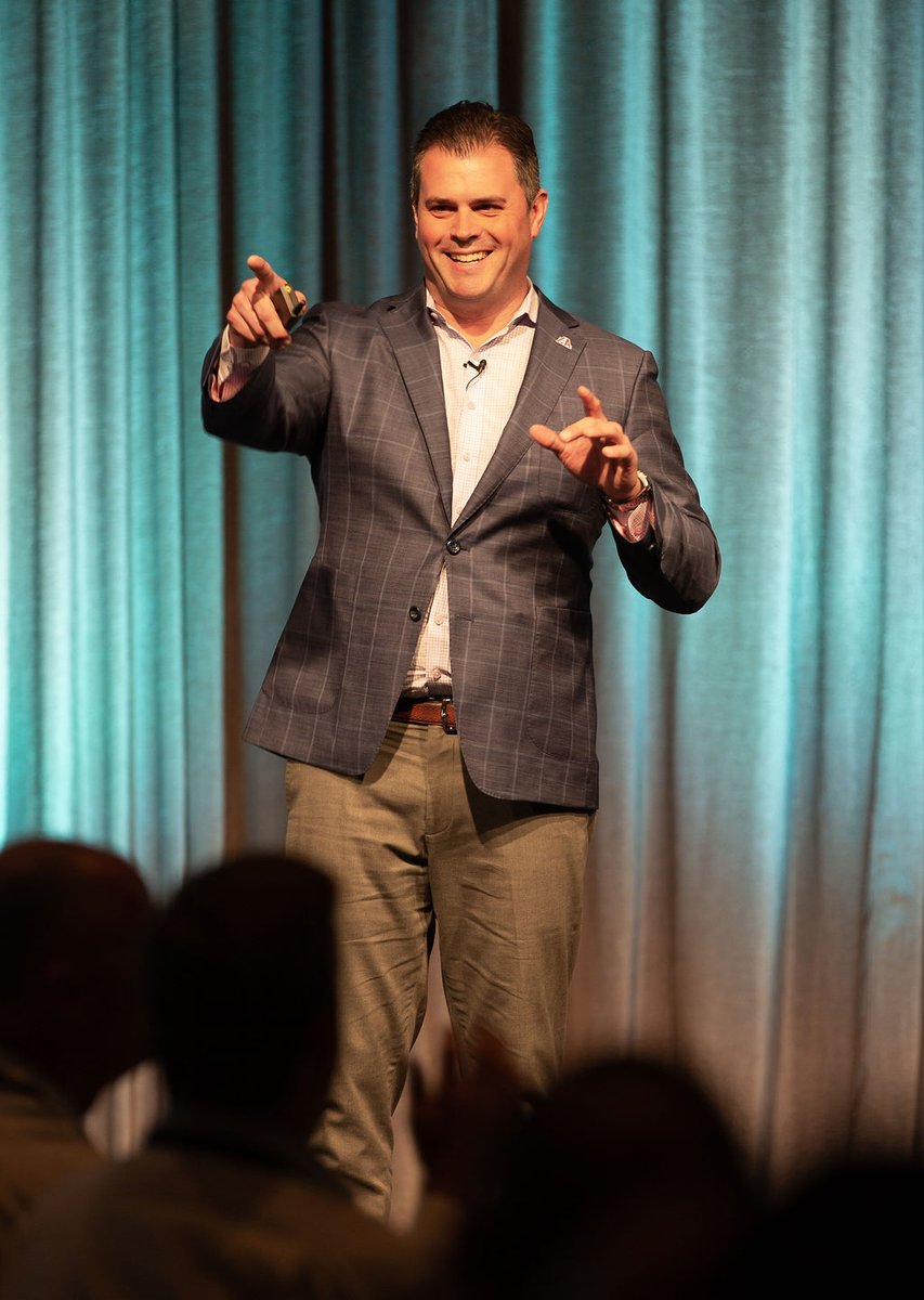 IAA_Auctions's tweet photo. IAA’s own Justin Mahlik provides insight to our ILS attendees on our industry leading digital marketplace combining vehicle merchandising and data science.
#IAAILS https://t.co/f2PX1YU1nL