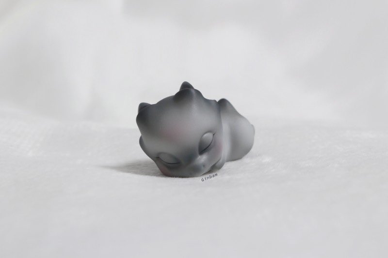 2월 오더) 에일린돌 비늘
오더 감사합니다🙏😌

#메이크업오더 #구관메이크업 
#도색오더 #bjdmakeup #bjd #bjdfaceup