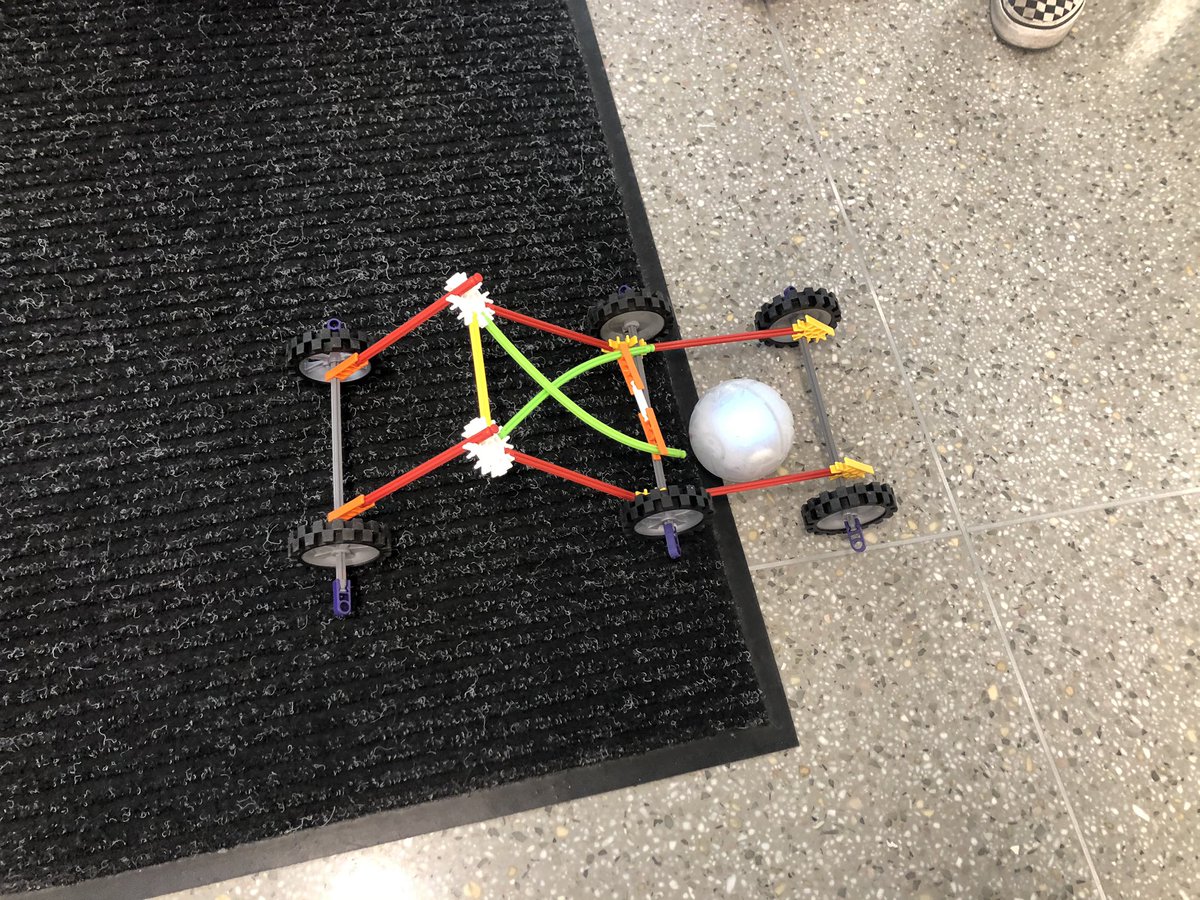 Cropperl03's tweet image. Wrapping up our #codingclub @BaronElementary! 4th grade #coders using #blockcode to get their @Sphero powered @KNEX chariot from the library to the office!  @ManheimCentral @SpheroEdu @PADeptofEd #steminpa #proudtobeabaron #extremeBARONownership