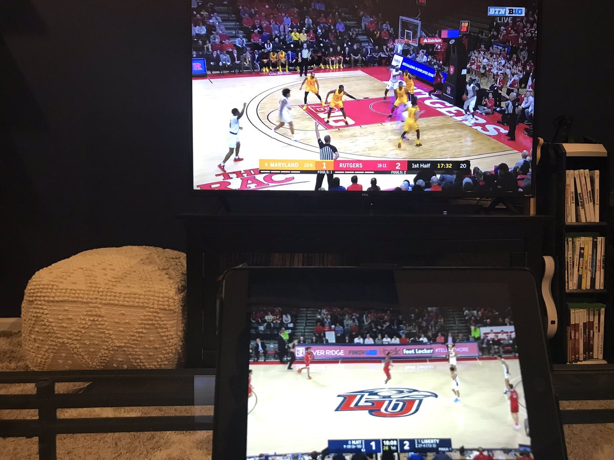 CoachMarcHutch's tweet photo. @NJHoopsHaven @steveedelsonapp @Joshua_Newman @CBB_Central @daily_cbb @DalyDoseOfHoops #DoubleScreening This is March- NJ hoops: @NJITHoops @RutgersMBB https://t.co/5Vsuhm93UL