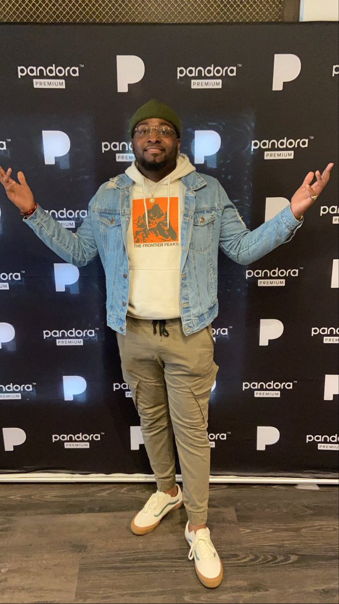 MauriceLydell's tweet photo. Pandora Media Run✈️ https://t.co/SiP2YD0kO8