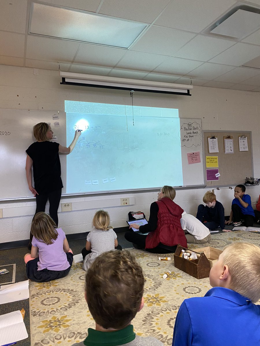 missbrianna_mcd's tweet image. Full circle when I see strategies I am leaning about in #BUBlockAMath being used in a real life math workshop! #directmodeling #numberlines #Baseten 👩🏻‍🏫