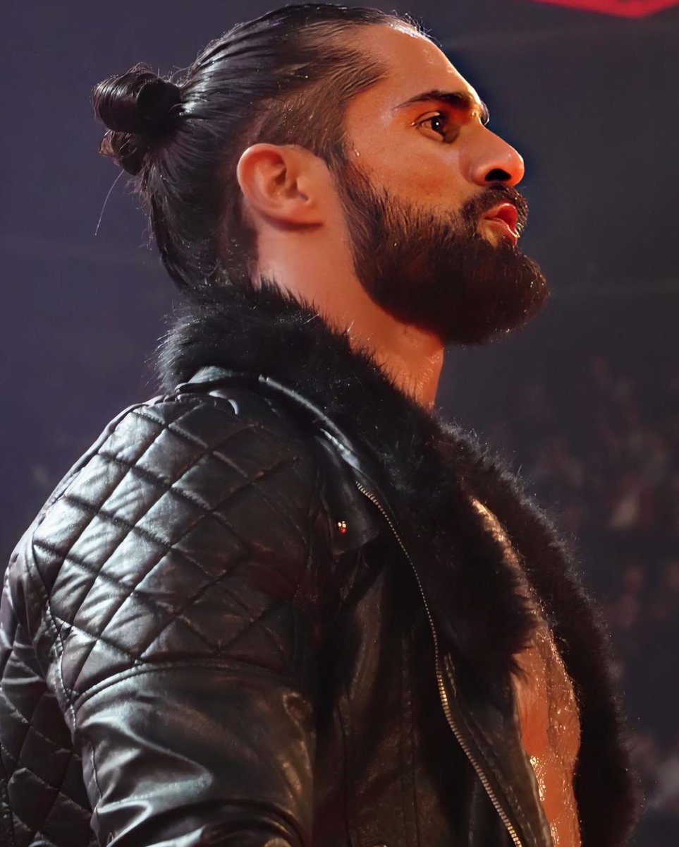Seth Rollins Fans : Fanpage on Twitter: "In our Messiah we trust! # SethRollins #MondayNightMessiah 📸: @kimberlasskick  https://t.co/6eeSSws745" / Twitter