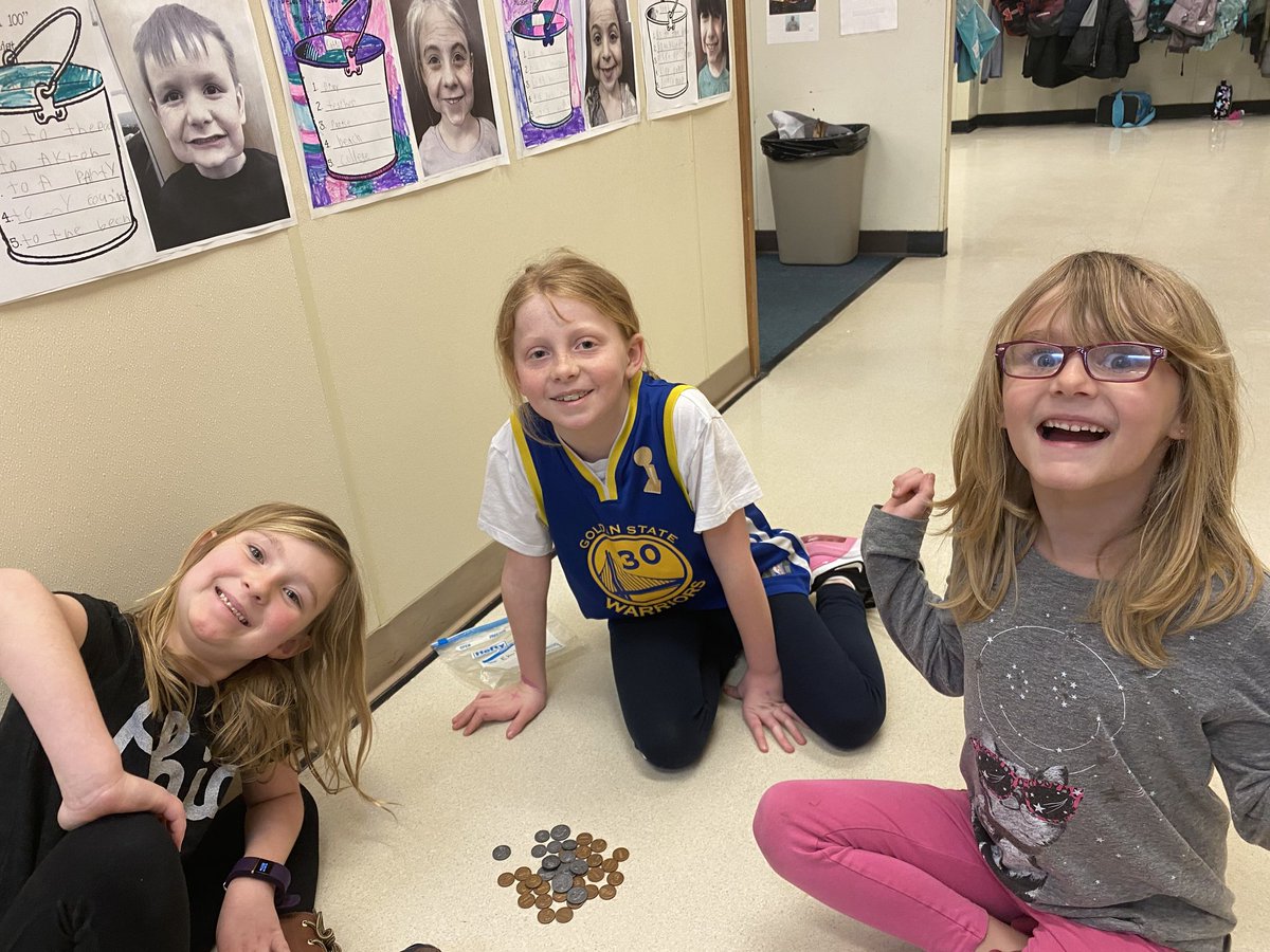 SouthNPQ's tweet photo. Show me the money!!!  Third grade buddies teamed up with First grade to count money!!!  #experiencenp https://t.co/vMxEJOUGzo