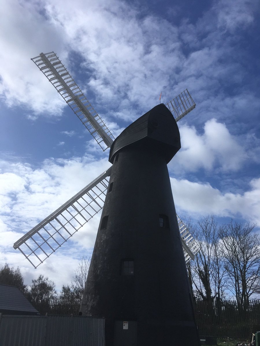 Believe it or not, this was the view from the middle of Brixton today. A highlight of <a href="/LondonLDWA/">London Long Distance Walkers</a> capital challenge Sat 4 April 2020. Yet another example of the great events that <a href="/LDWA1/">The Long Distance Walkers Association</a> lays on for hundreds of people, most weekends, all year.