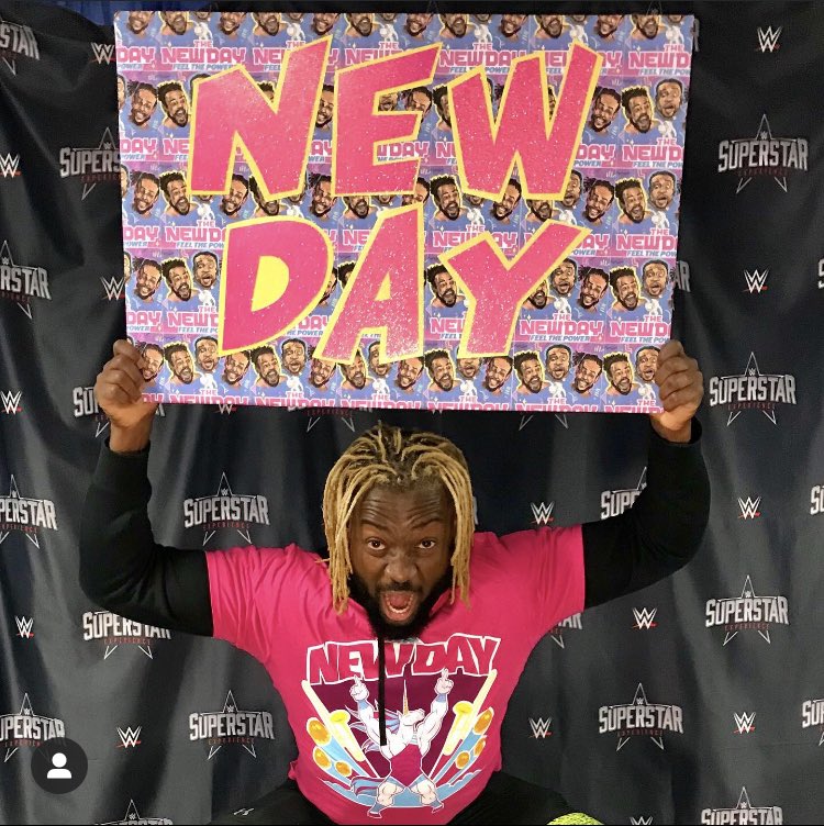 lschnur132's tweet photo. Kofi Always Rocks🙌🏼🦄🥞It was great seeing you again, and I’m glad The Kofi Mania Signs made you smile😃See You at Mania👍🏼#WWESyracuse #SuperStarExperience @TrueKofi @SuperstarWalk https://t.co/1NWBbWKZcE