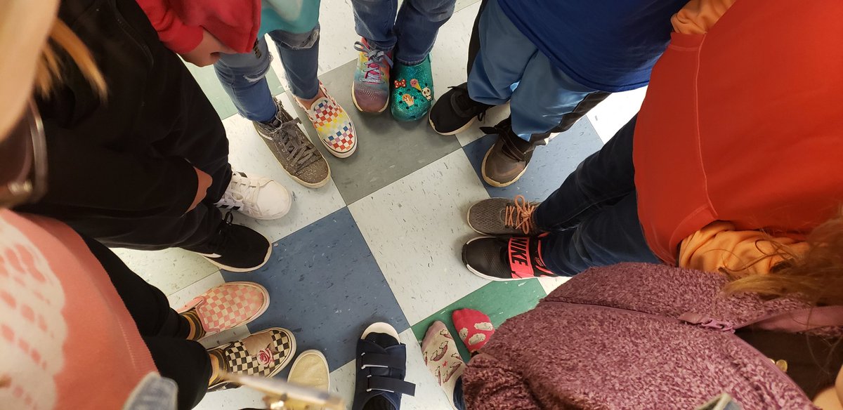 RachelToy3's tweet photo. Students coordinated their own mismatch shoe day because I have a sprained foot and an ugly shoe.❣❣🥰🥰 https://t.co/dVeYOZxxba