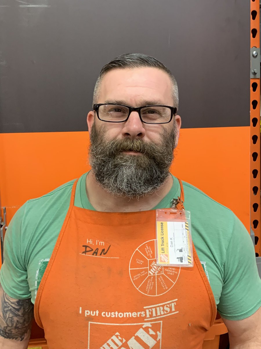 NicoleHagler9's tweet photo. Shout out to D94 associate Dan for becoming the service desk associate of the month! Dan is a great member of the team, and a great asset to the company! He’s always #livingourvalues and #doingtherightthing! #congratsdan https://t.co/EBsQtR65V6