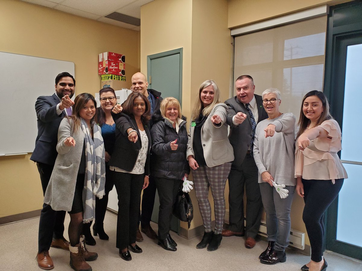NelabNike's tweet photo. 💚Happy 30 years to a great leader. Thank you snap leaders for coming and celebrating this big day with us at branch 1512.💚 @andrea_stecroix @GerardDinneen https://t.co/dq7jlRn6Yk