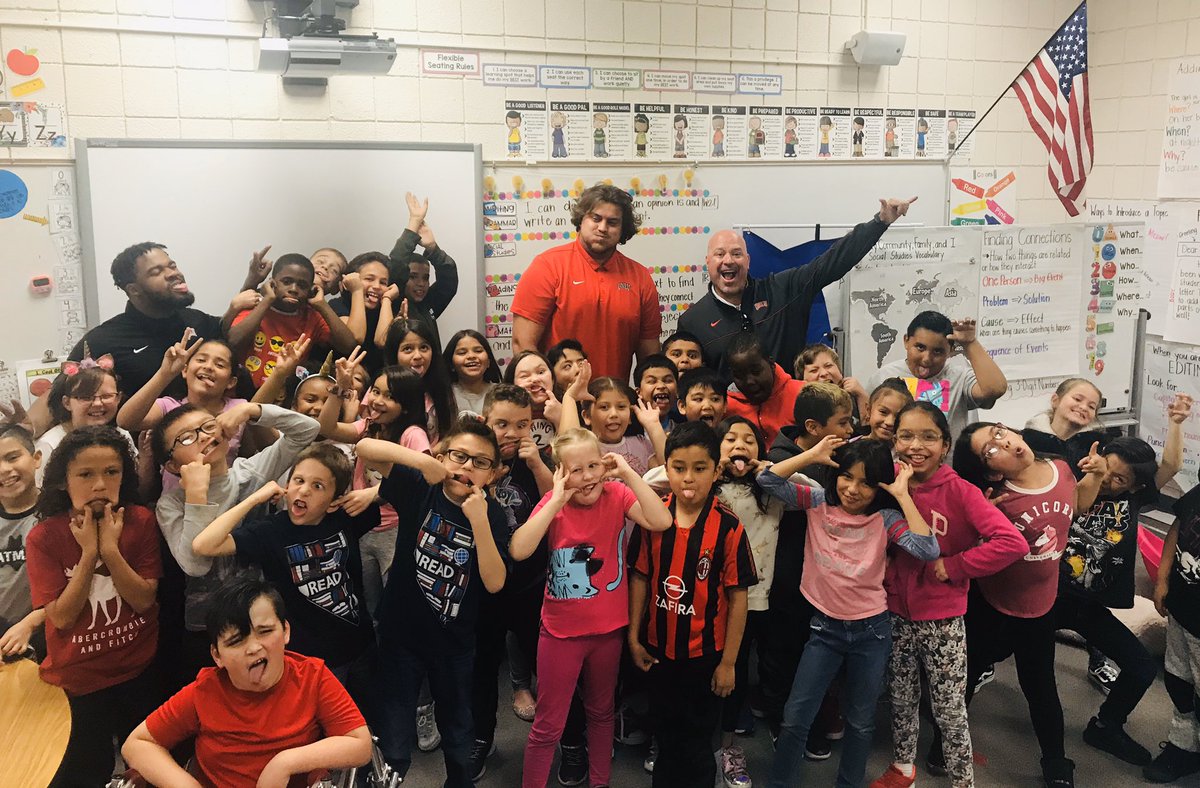 Great day at Kirk Adams Elementary School in here in Las Vegas- really  fun day with a great group of kids!
#NevadaReadingWeek 
#RebelsWithACause
#BEaREBEL