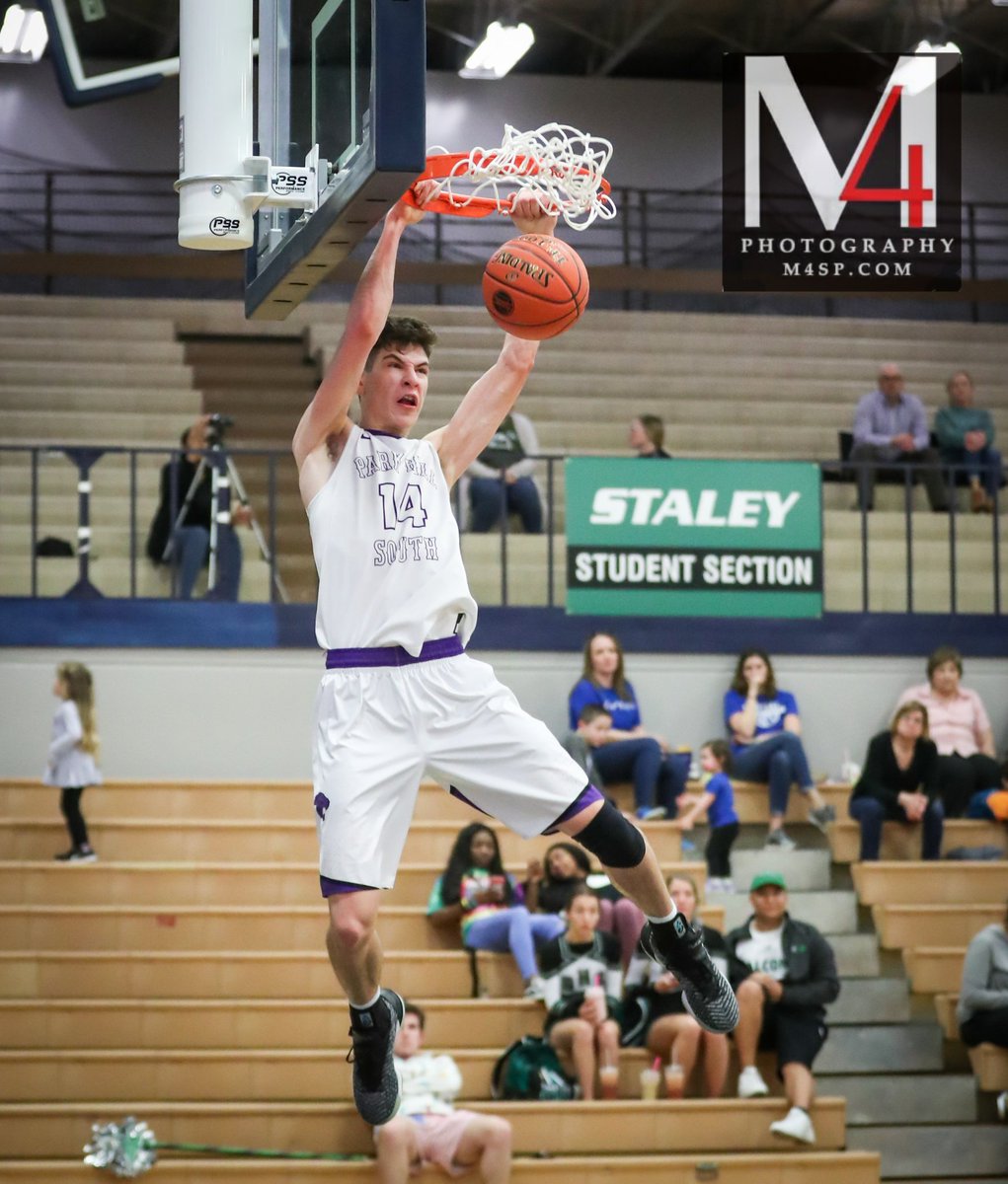 M4Photography_'s tweet photo. Panthers advance to the district championship with a 67-49 win over SJC.  @daparra19 @RAGECAGE16 @ParkHillSouthHS @phsouthscores https://t.co/9GiFpiAguT