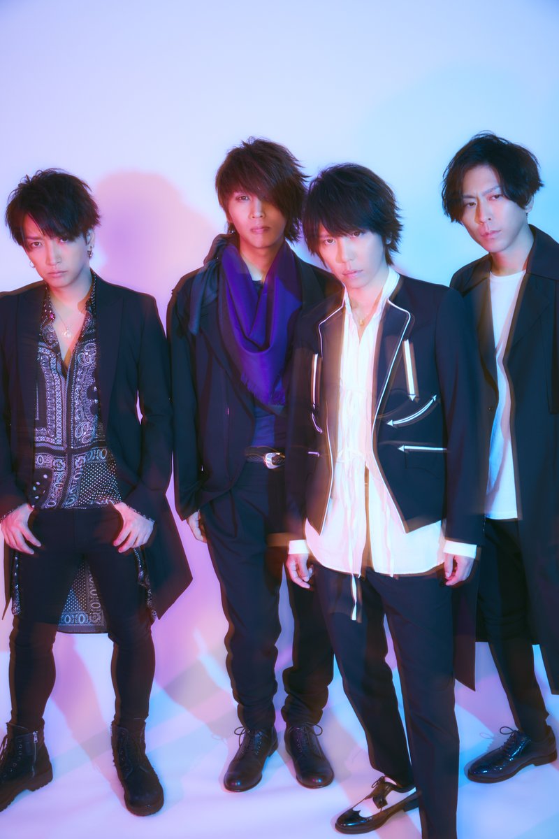 RT @app_pia: サイン入りチェキのプレゼントも受付中です🎁 マオさん