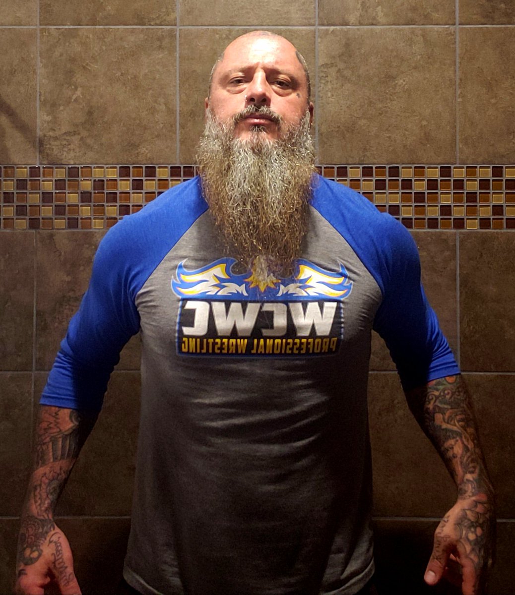 Abs poking thru my <a href="/TheWCWC/">The WCWC</a> 15th Anniversary shirt!!! #WarlordOfWeirdTM