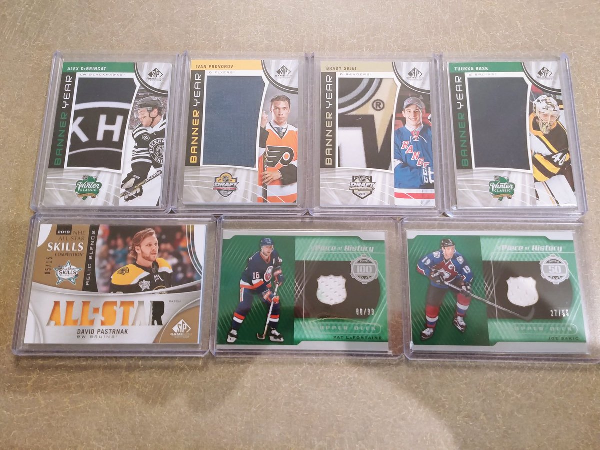 FlyingVCards's tweet photo. Let's show off some more recent group break hits from our release day breaks of 19-20 @UpperDeckHockey #SPGU

Some awesome #DraftDayMarks hits in this one!

#FlyingVCards #QuinnHughes #Showyourhits https://t.co/HAlkbmcGJP