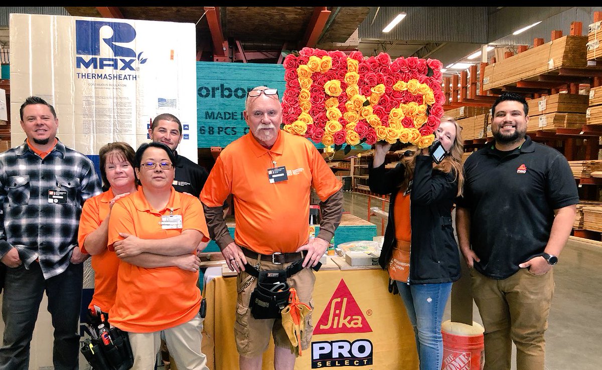 DCarlitozzz13's tweet photo. Another great day to learn about Sika. This time at the South Corona Home Depot #6665. We had a great time partnering with Met, Pro Desk, and Contractors. #ProSelectSika @_IsaacBecerra @NikkiJ6875 @EdwardSnelgrove https://t.co/MtzYEzbjb7