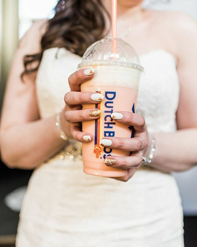 Is it weird that I've NEVER tried <a href="/dutchbros/">Dutch Bros Coffee</a> ? What's all the hype about? I feel like they have QUITE the cult following. ⁣
⁣
#Bjonesphotography ⁣
#seattlebride #seattlebridemag #seattlewedding #pnwwedding #weddingchicks #marthaweddings #huffpostido … ift.tt/2VGYw28