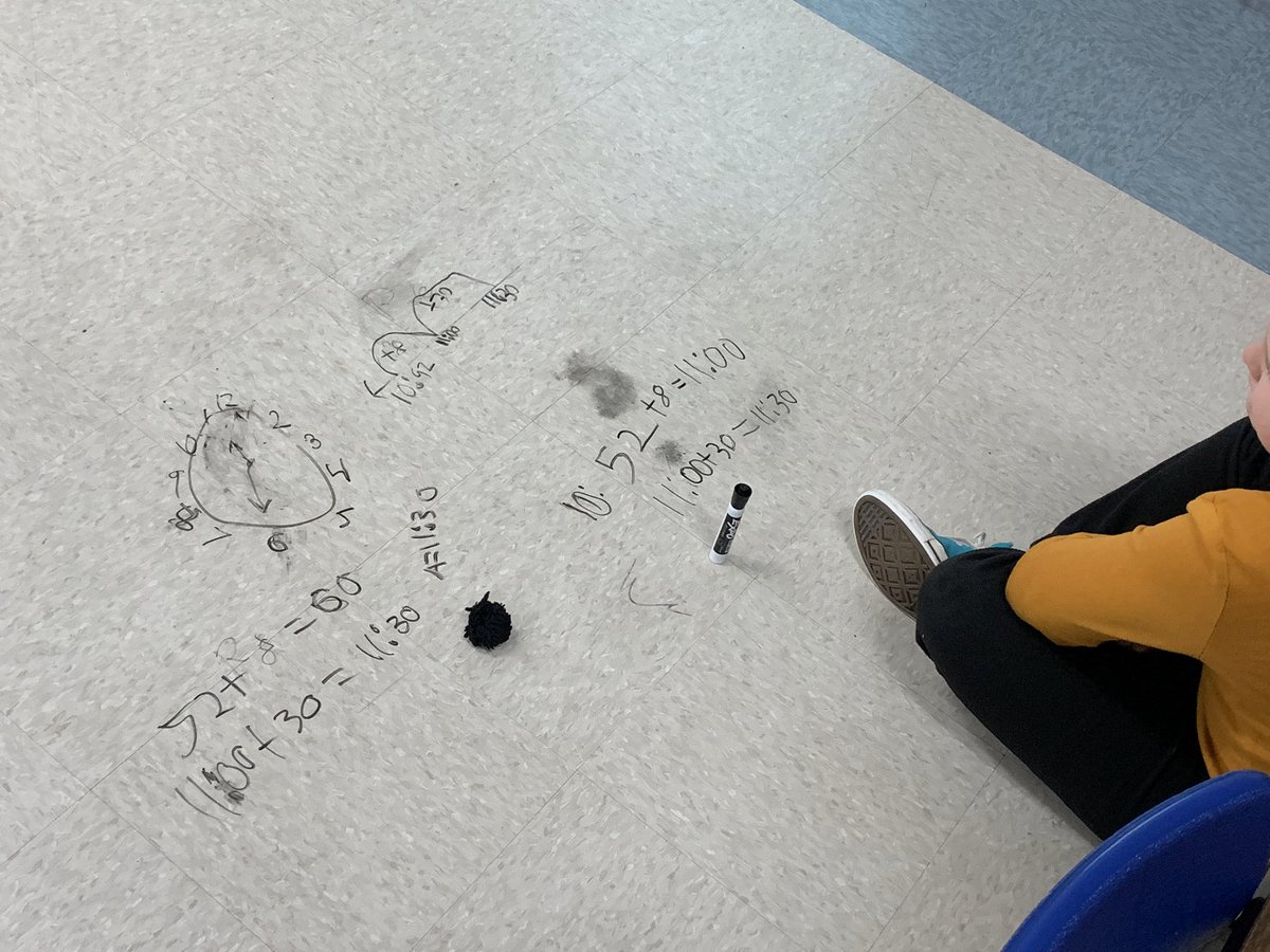 MissMcMannis's tweet photo. #MathMeeting turned into collaborative problem-solving, which turned into a circular gallery walk...It was amazing. These mathematicians were onπ₯ #MathDiscourse β° #PoG #MorningMeeting #ProudTeacher https://t.co/llzRyNBaPG