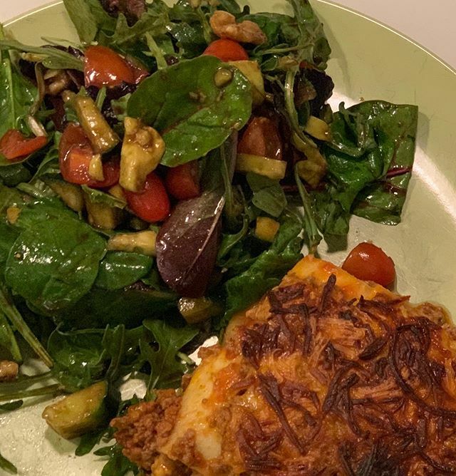 FatMomSlim1's tweet photo. She may not look gorgeous, but it was DELICIOUS. Broke my 20-hour fast (day 16!) with this @palmini_pasta lasagna and side salad with espresso balsamic vinaigrette #intermittentfasting #20hourfast @raoshomemade #intermittentfasting #keto #ketomeals #keto… https://t.co/hK8Qt5UAqE https://t.co/k9HoJKdSMD