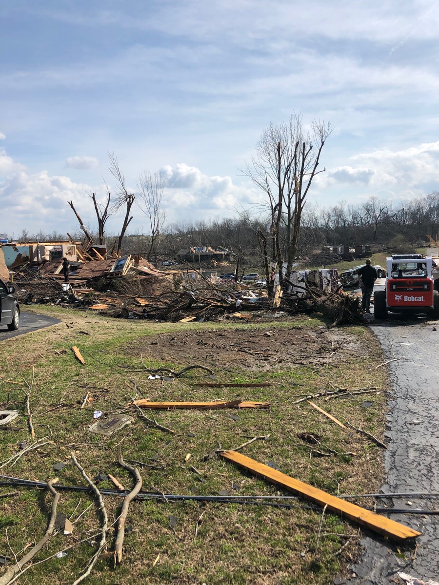 JackSimmsOPS's tweet image. Mt Juliet Tornado Damage-  Fescue Drive near Catalpa