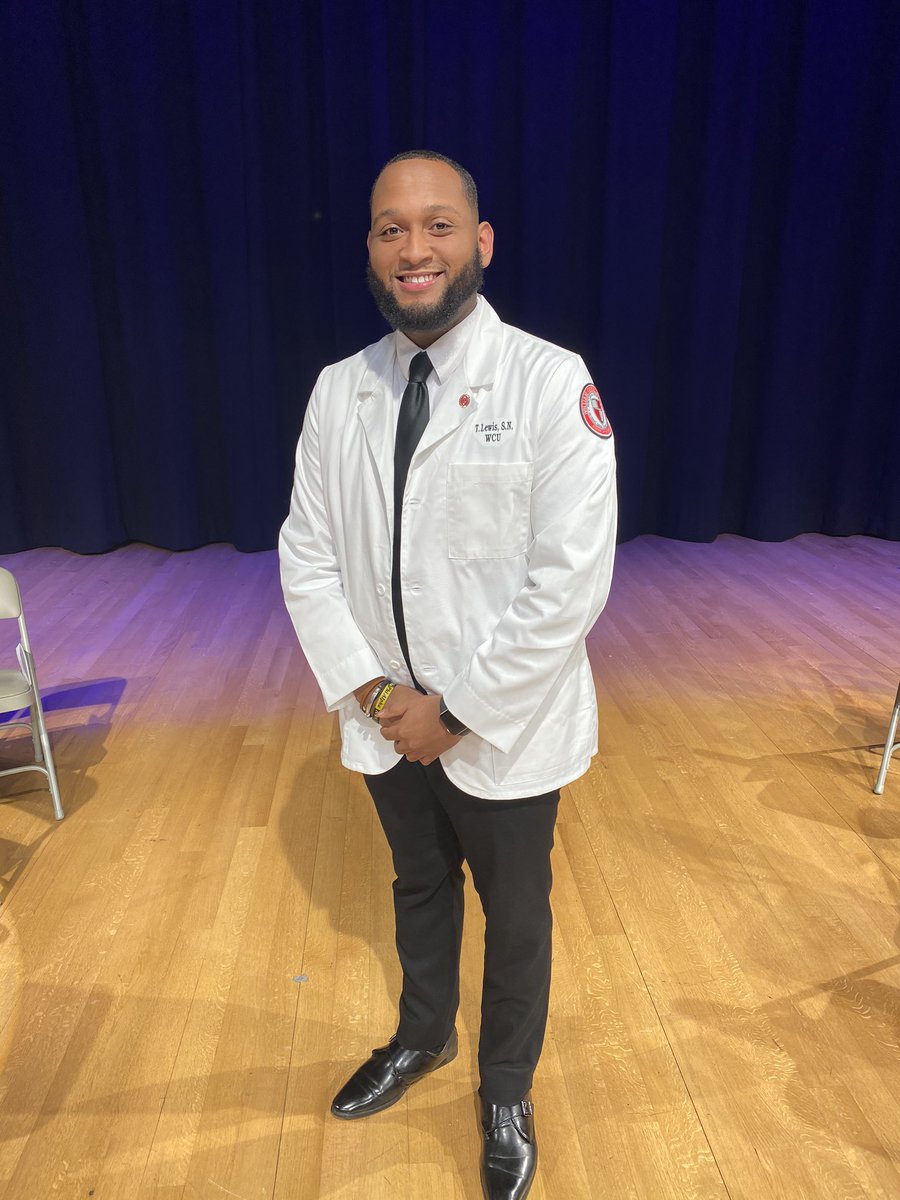 major shoutout to the man above for getting me this far. 🙏🏽💉💊 #WhiteCoatCeremony