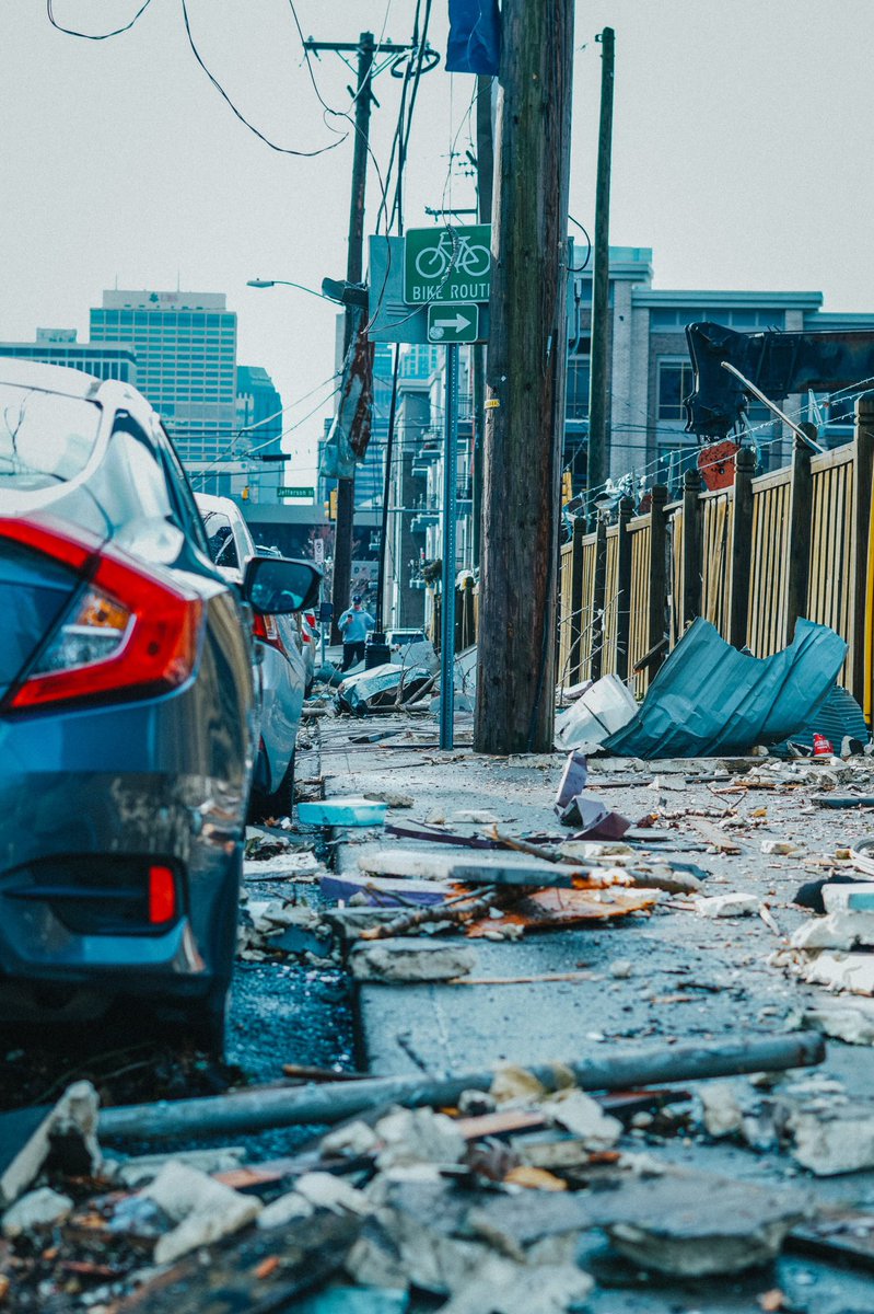 JTvols_'s tweet image. Pics from today in our neighborhood #PrayForNashville