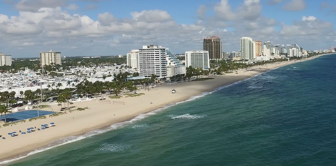 FTLCityNews's tweet photo. The City Commission accepted $1,568,621 from @MyFDOT_SEFL for new turtle-friendly pedestrian lighting on the west side of A1A from the South Beach Parking Lot to Sunrise Blvd as part of the A1A Beach Streetscape Improvement Project. 💡
➡️ https://t.co/jBiASZ9nrI
#TAMTuesdayFTL https://t.co/T1mbUEdQWt