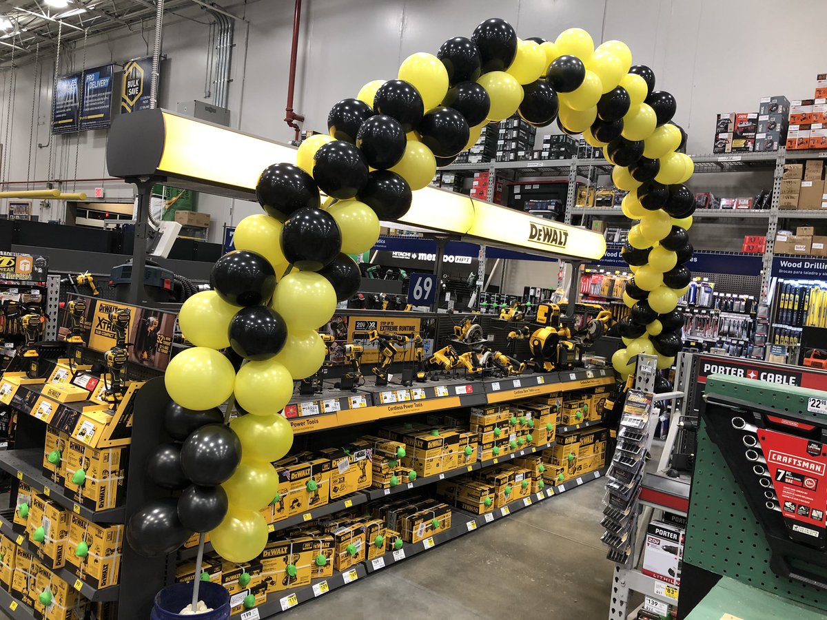 andrewtadrous14's tweet photo. @DEWALTtough DAYS ARE HERE🎉🎊! @Lowes 1583 is ready!  #blackandyellow next two weeks! Come on in and get yours! #ALLIN #BIGTHREE365 #grinding #tools #dewalt  @AsverGlusac @ryanmack1414 @Neild85 @monicafalcone6 @michaelO1366 @JosephRoginkin @timdaleynymetro https://t.co/Ar7sDW3NPW