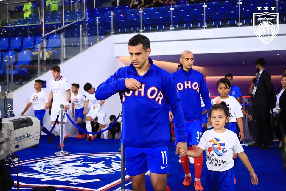 Special moment ❤️💙🙌🏼