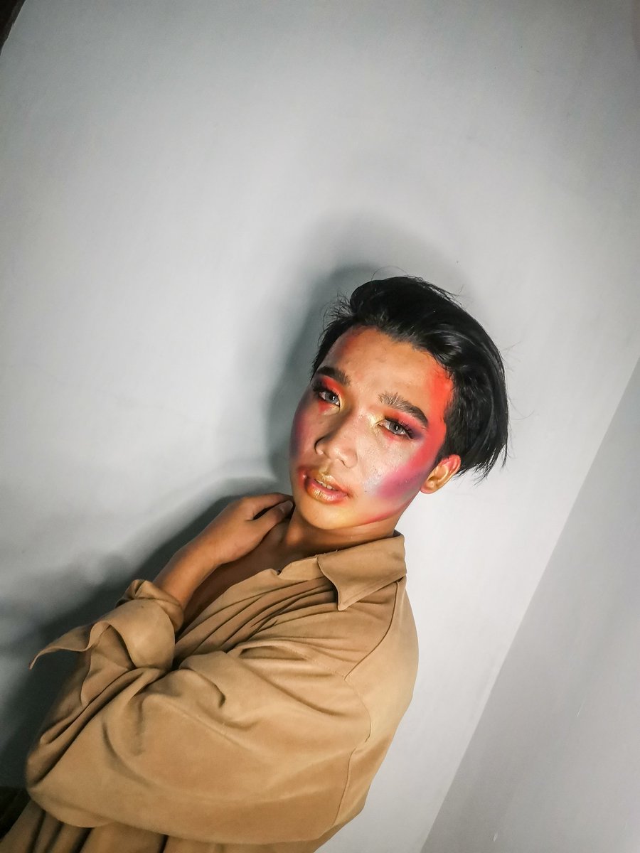 dodong_arbin's tweet photo. Aesthetic makeup by @MissSSYee and @Dayang2k 😘😍 https://t.co/3mPQOpL29H