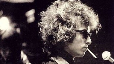 ktanaka13's tweet photo. “What’s money? A man is a success if he gets up in the morning and goes to bed at night and in between does what he wants to do.” – Bob Dylan
#WednesdayMotivation  #WednesdayThoughts https://t.co/7LijnI0Qbi
