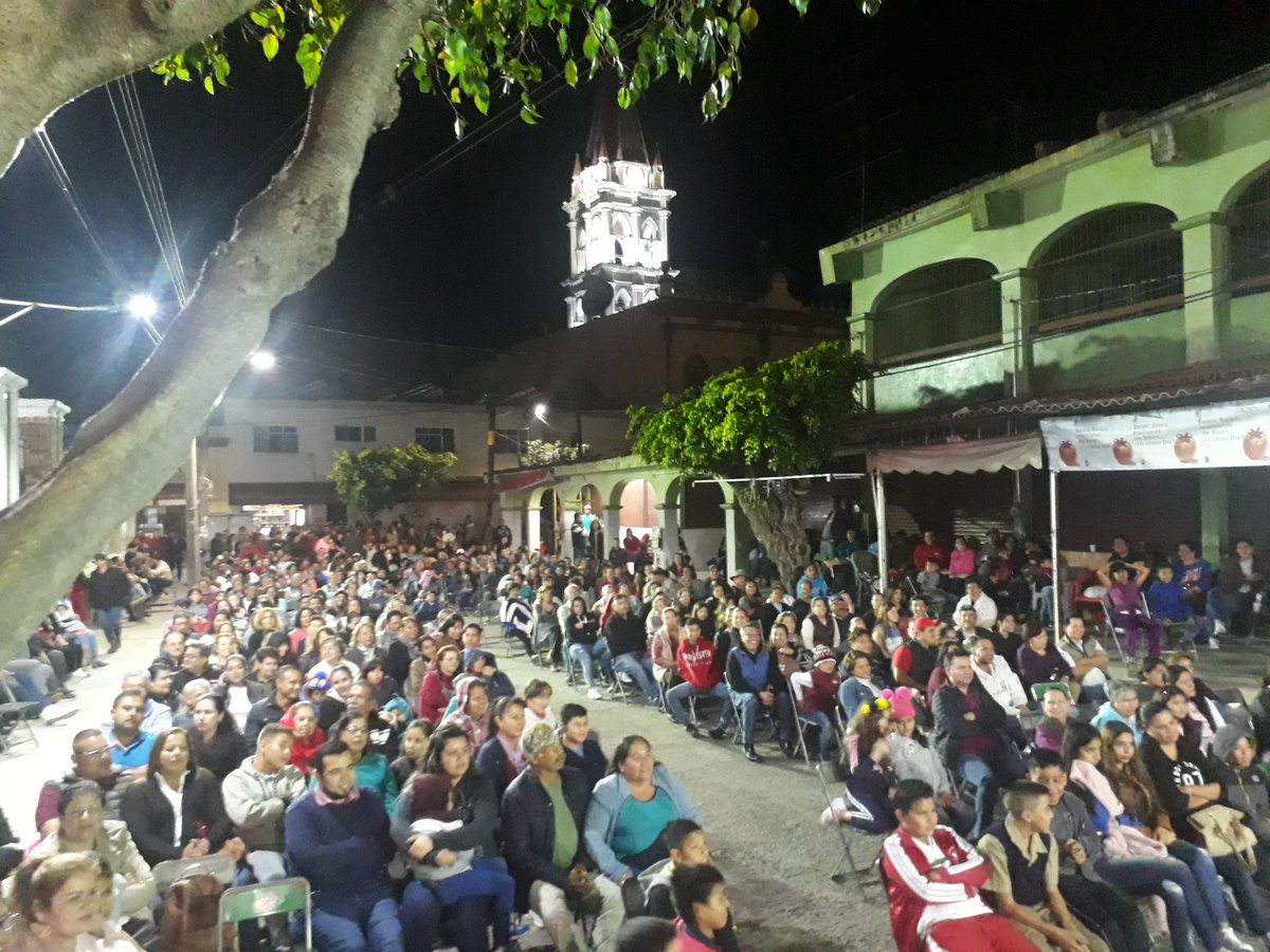 Elarremedador's tweet photo. Un día soñé que hacia felíz a mucha gente. Hoy es una realidad. https://t.co/sj7ZxKUKYA
