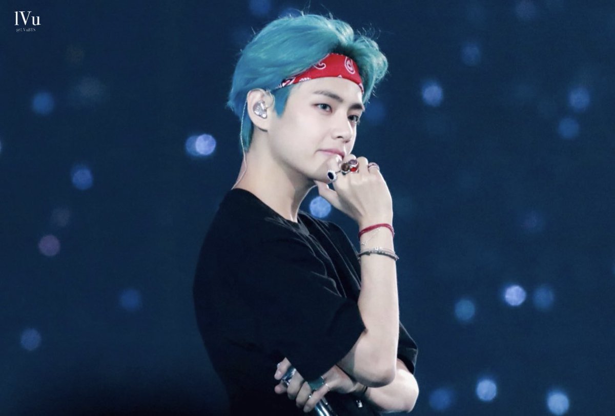 lovetete120930 バンダナがフレーム効果、まるで額縁のようにキム