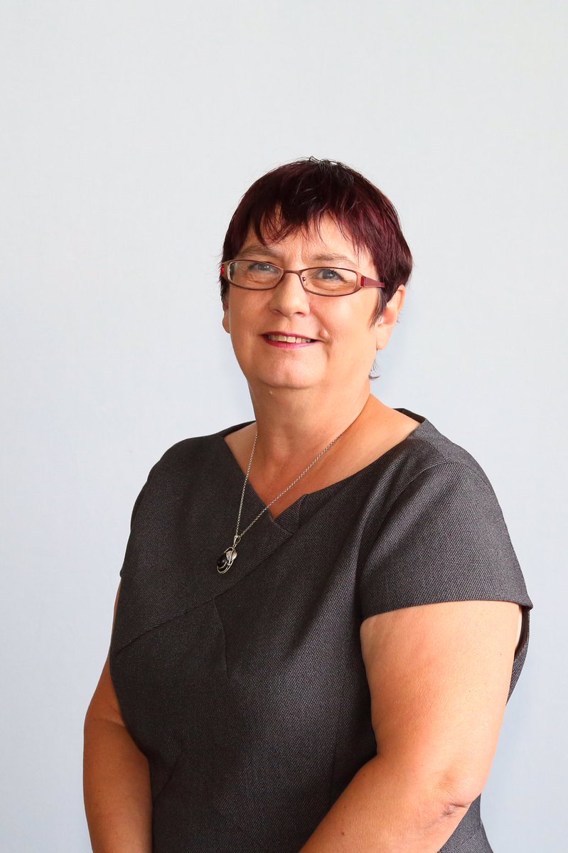 GalleryStron's tweet photo. 😀enjoying this celebration of my #inspiring women #IWD2020. 🙏@WikiWomenInRed for asking me to get all photos copyright free. This is Sheena Taylor Commercial Lead @Innuserv and now #WiNCumbria Chair. Standing up for women everywhere 💕 https://t.co/YSrWVcIyMI