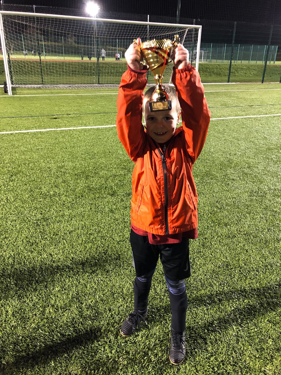 EDFC2012's tweet image. Big well done to trainers of the week, Logan, Sandy and Fynn. Great effort from them all every week so fully deserved