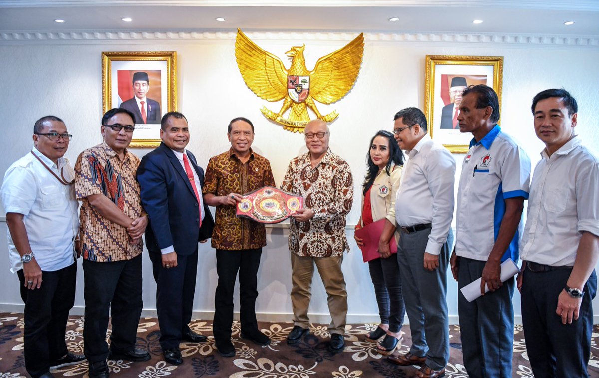 HumasMoestopo's tweet image. Kejuaran Tinju Piala Prof. Dr. Moestopo telah mendapatkan dukungan Menteri Pemuda dan Olahraga (Menpora) Zainudin Amali yang rencananya akan dilaksanakan pada bulan April 2020 setelah acara Dies Natalis............sl

#MoestopoGueBanget
#MoestopoBeragama
#Moestopo