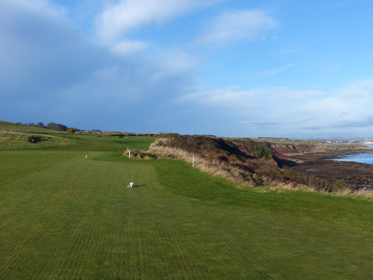 The P4P ready to go at Fairmont St Andrews and one glance of the course. It’s looking pretty good considering ⁦<a href="/FairmontHotels/">FairmontHotels</a>⁩ ⁦<a href="/ScottishGolf/">Scottish Golf</a>⁩