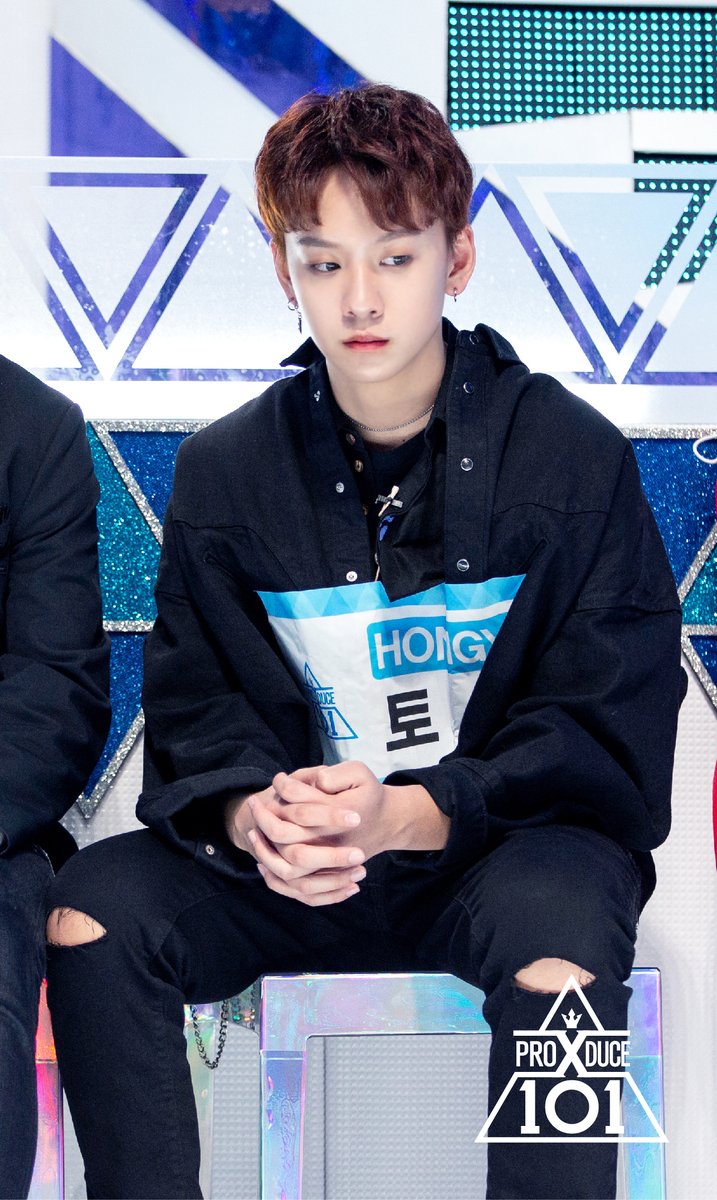 Maple_Tony_'s tweet photo. 1년 전 오늘의 토니 https://t.co/VjZONqiYv9