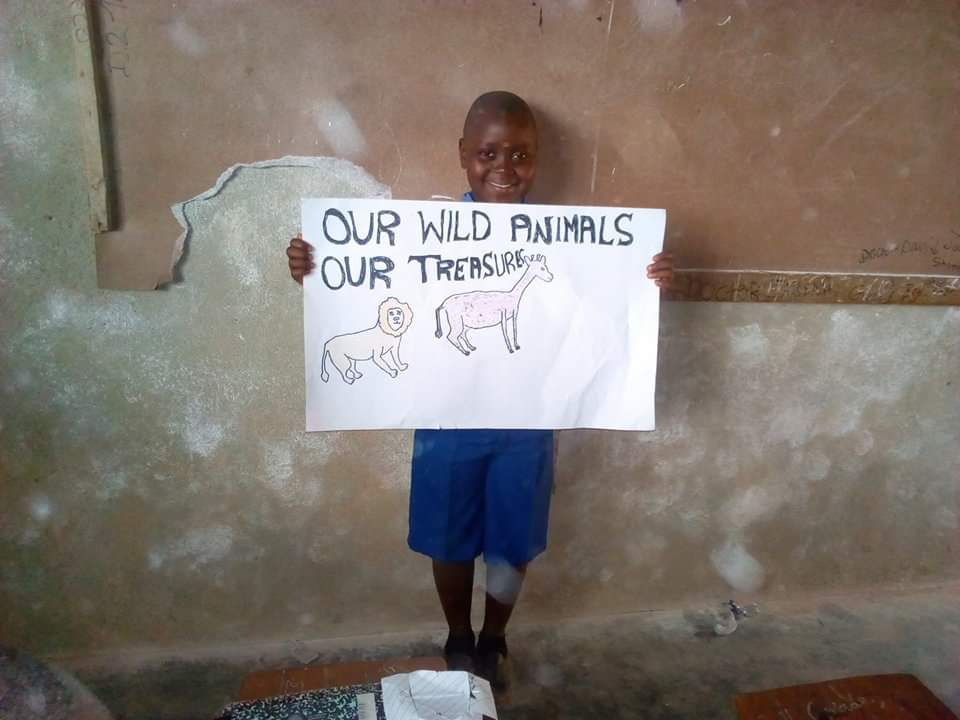 LiberiaAnimal's tweet photo. Drawing and writing are tools that children use to express their feelings and thoughts. Yesterday was #worldWildlifeDay and our team engaged the children to express their feelings about protecting our #wildlife through drawing and writing. #StopBushMeat #StopWildlifeTrade https://t.co/hzLGkFWXbR
