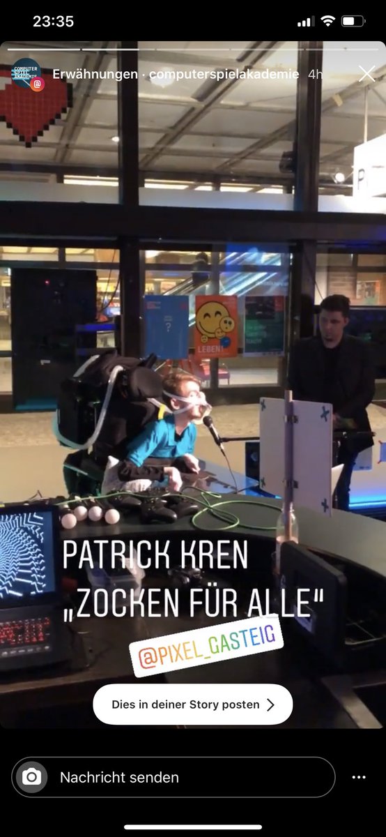 GMaxee's tweet photo. Super Vortrag von @RebekkaTweetet von @mixtvisiongames über Women in Gaming und vielen, vielen Dank an Power @ulrich1000 dass du uns alle zusammengebracht hast! 
Spannend war auch der Vortrag von Patrick und wie er @DarkSoulsGame mit den Augen steuert.  #ComputerSpielAkademie https://t.co/vWFEJYePkX