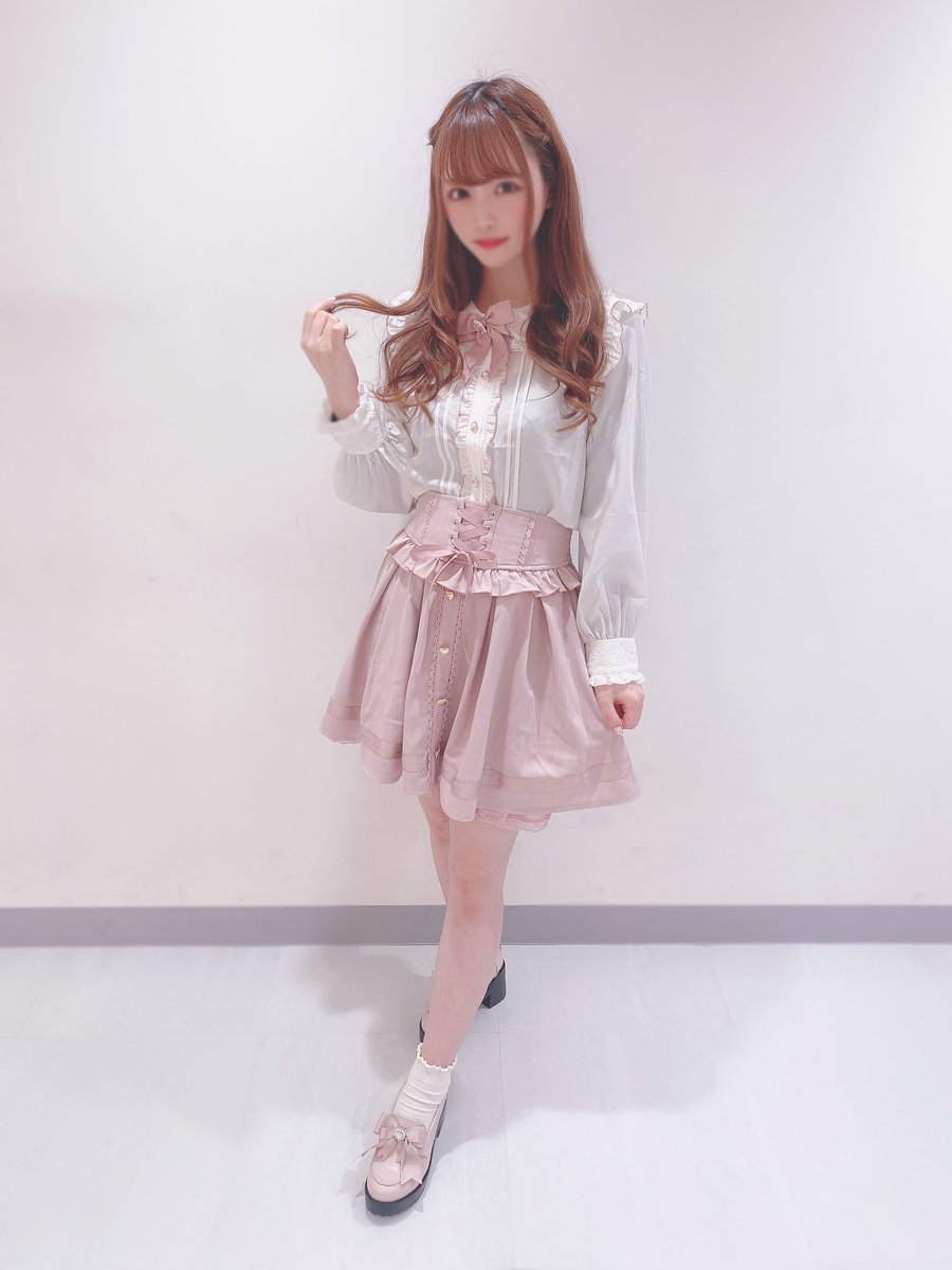 ⑅୨୧ 新宿ALTA店♡新作item ୨୧⑅* 襟のレースと肩のフリルが可愛い