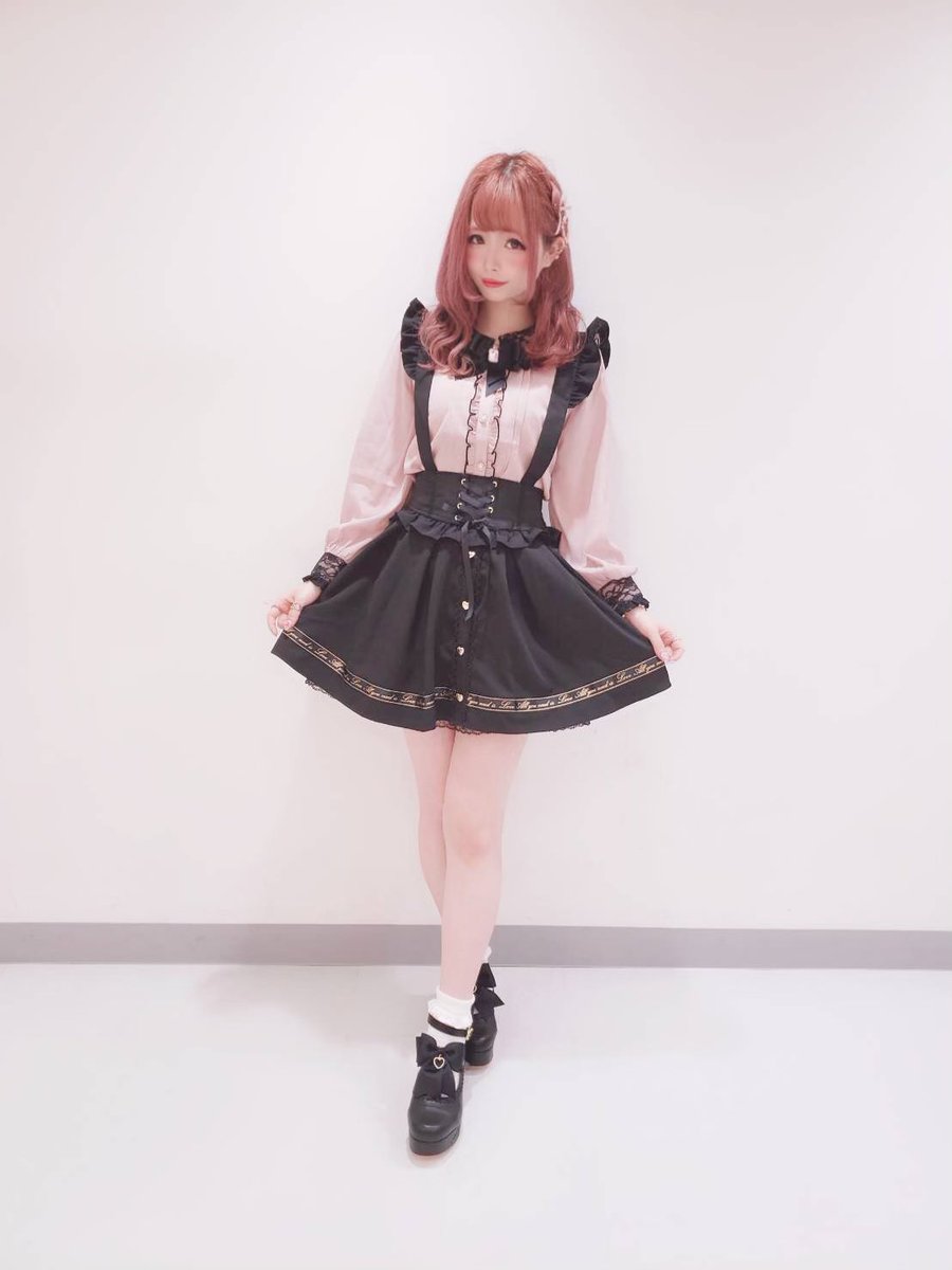 ⑅୨୧ 新宿ALTA店♡新作item ୨୧⑅* 襟のレースと肩のフリルが可愛い