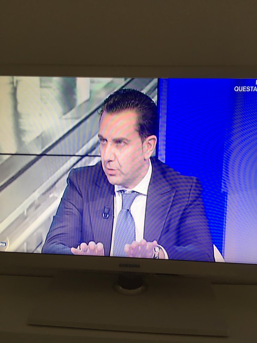 Ad <a href="/Unomattina/">Unomattina</a> con <a href="/BistiValentina/">Valentina Bisti</a> abbiamo parlato di voli cancellati e #coronarvirusitalia quali diritti x i passeggeri? Uno spazio, come sempre di #serviziopubblico