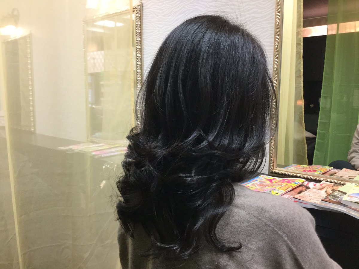 FortunaSuge's tweet photo. 【いつまでも健やかに美しくなります‼️】
バイオプログラミングキャリア9年8ヶ月
彼女の髪は数年前よりも確実に良くなっています。

#髪のお医者さん #フォルトゥーナ #本当の髪質改善　#肌質改善 #バイオプログラミング #レプロナイザー #4Dplus 　#美髪 #本質美 #新常識 　#Bioproramming https://t.co/K1lGTKuXo7